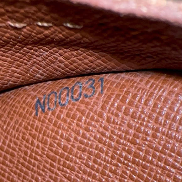 SβοΈLD. Authentic LV Blois - Picture 9 of 12